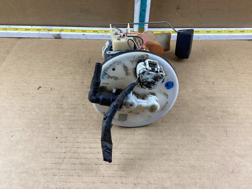 Tanque de montaje de bomba de combustible Acura RDX 2013-2018 17045-TX4-A00 OEM Foto 2 de 4