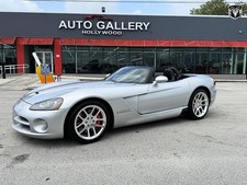 2004 Dodge Viper SRT10