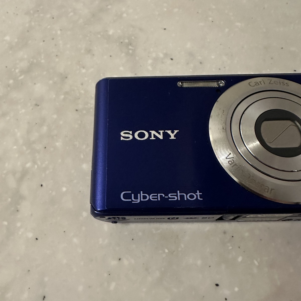Sony Cyber-shot DSC-W530 14.1MP Digital Camera Blue 4x Optical