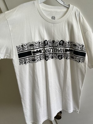 Dogtown Skateboards Size Small T-Shirt - Very Cool - Not Sure Much Else