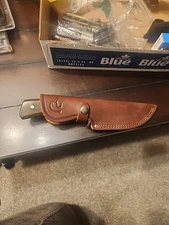  Ducks Unlimited Fixed Blade  Knife #1722. New With Leather Sheath 