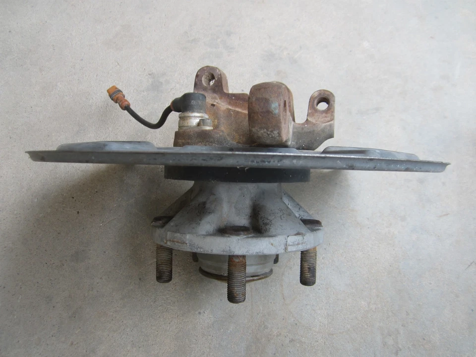 Porsche 944 1989 husillo delantero (R) y buje ABS Foto 3 de 4