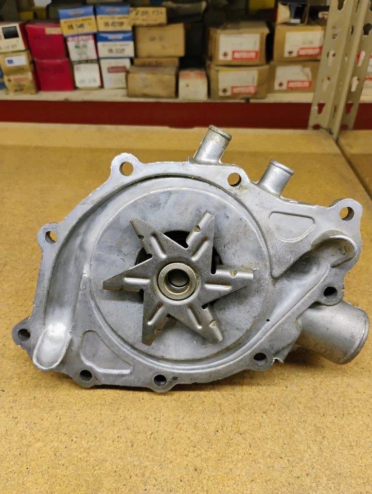 Bomba de água Ford 1963 1964 reconstruída Aftermarket Airtex AW819 (WP1400) - Imagem 3 de 4