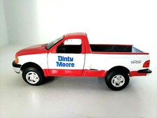 1997 Dinty Moore Maisto Ford F150 F-Series Red White Pickup Truck, Die Cast 1:26