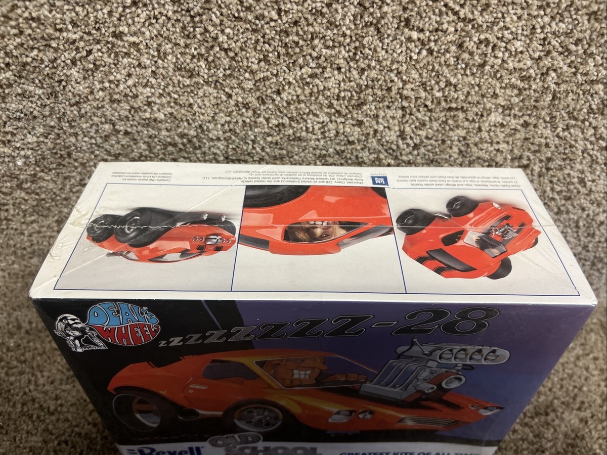 ミニカー REVELL 1988 ALL RIGHTS RESERV ED Vintage Revell - Lil' John's 