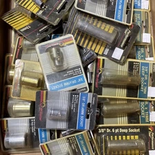 52pc Performance Tools Wilmer 3/8” Drive Sockets, Metric SAE 6 & 12 Point Unused