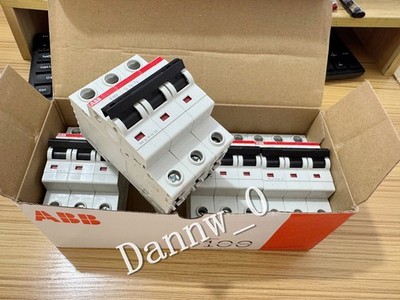 1PC New In Box ABB S203-C80 3P 80A(4PCS in one packing)