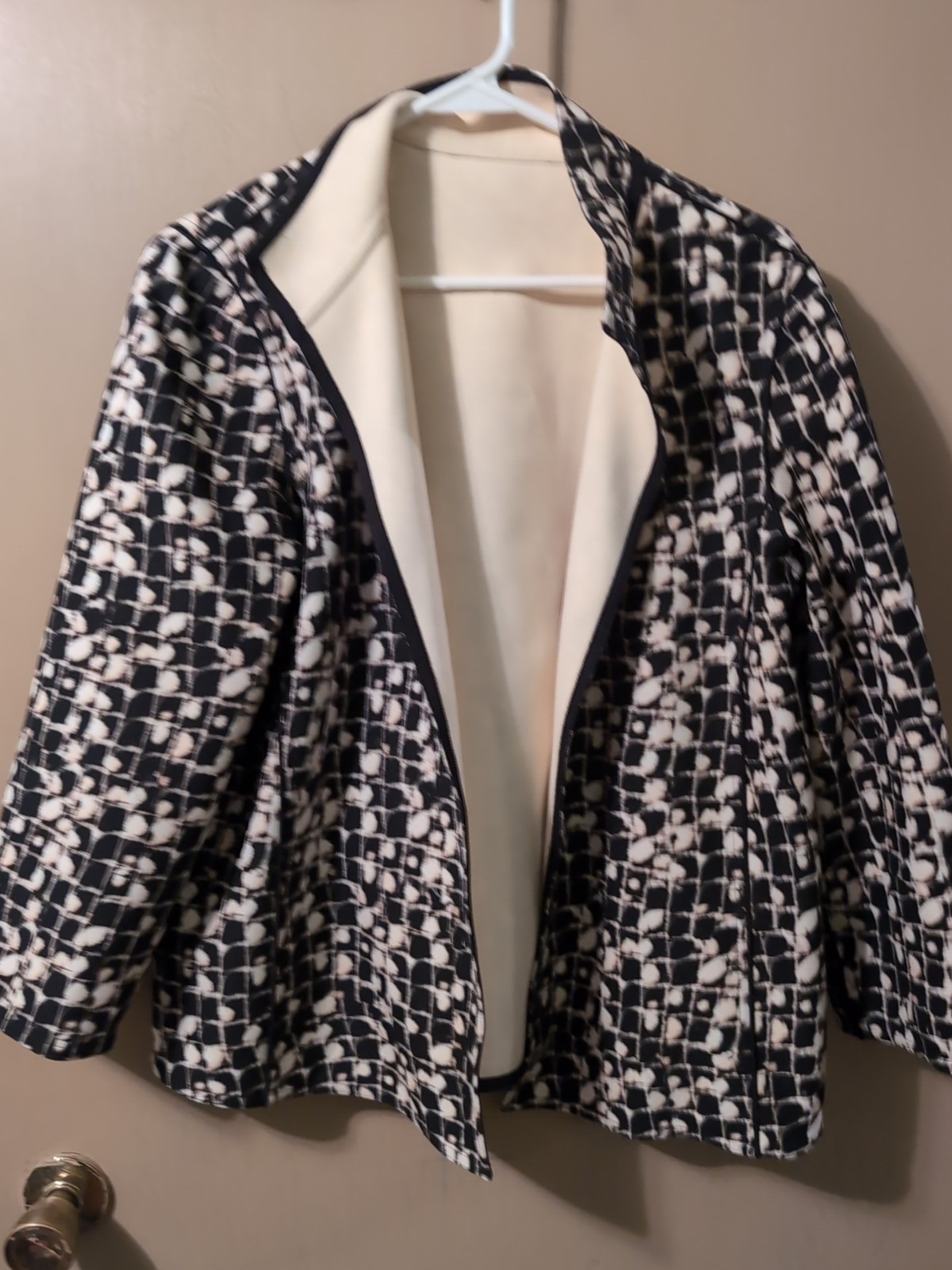 Reversible Jacket Size Medium Large - image 3