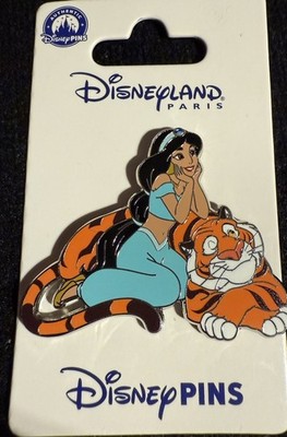 Jasmine Hugging Winking Rajah Pin Disneyland Paris Disney Parks Aladdin DLP