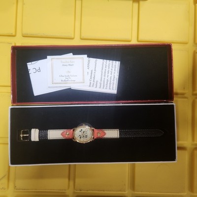 Bradford Exchange Timeless Love Disney Mickey Minnie Watch New H45