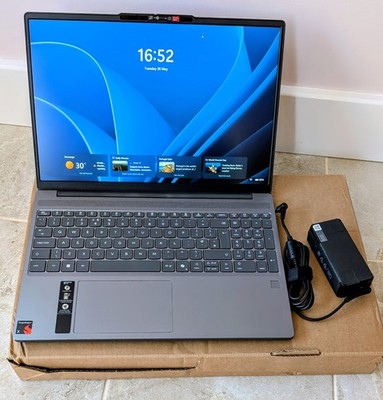 Lenovo IdeaPad Slim 3 15Q8X10 15,3'' Laptop Snapdragon X 16GB 256GB 8mth Garantie