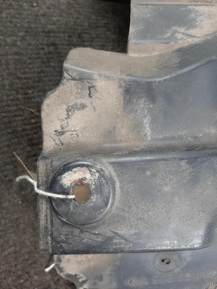 Left Front Inner Wing/liner Volkswagen Crafter 2006-2018 2461cc Diesel - Image 2 of 4