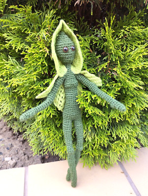 HANDMADE KNITTED TOY AMIGURUMI LEAF PIXIE GREEN RARE THING HOOK GIFT NEW 11.8inc