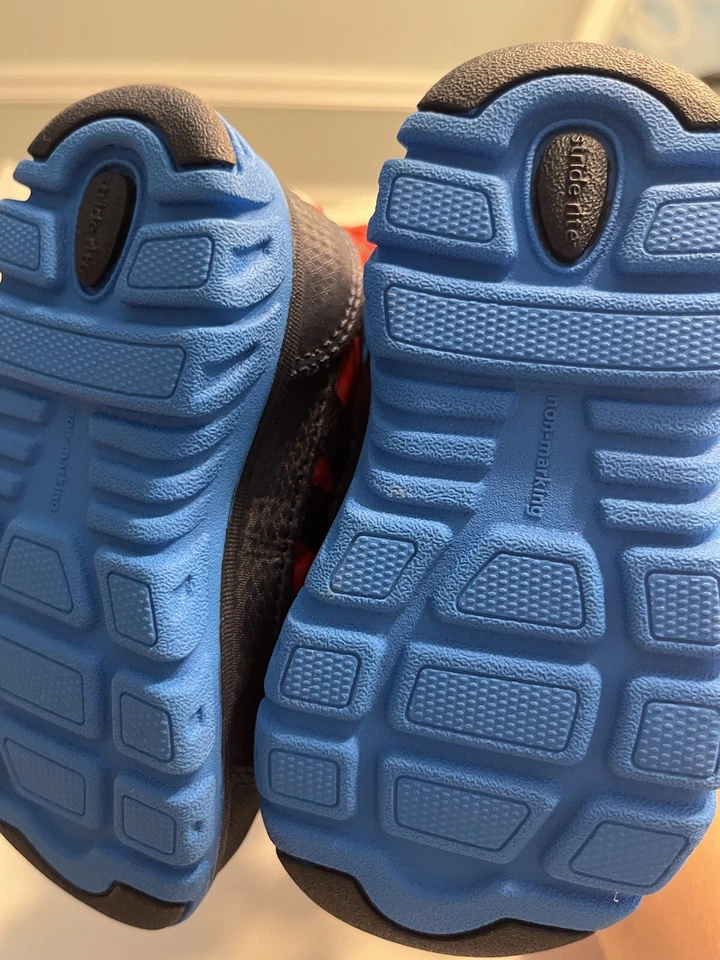 NIB - Marvel Stride Rite Spider-Man Sneaker Boot Boys 5M - Image 4 of 4