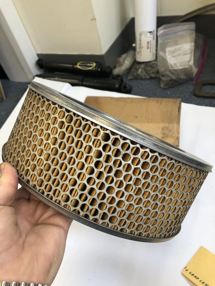 Фильтр воздухоочистителя карбюратора передней стороны 1960-1968 Dodge Truck A-100 2120823 новый из старых запасов - Изображение 3 из 4