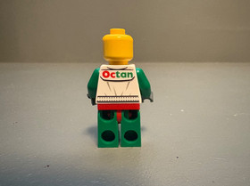 LEGO City 60025 - Grand Prix Truck - 95% Complete W/ Instructions, Manuals, Box