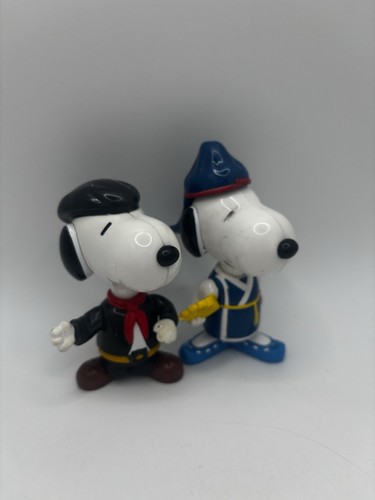 Snoopy World Tour Figures x8 Bundle Peanuts Collectibles Mixed Outfits Rare Lot - Picture 6 of 10