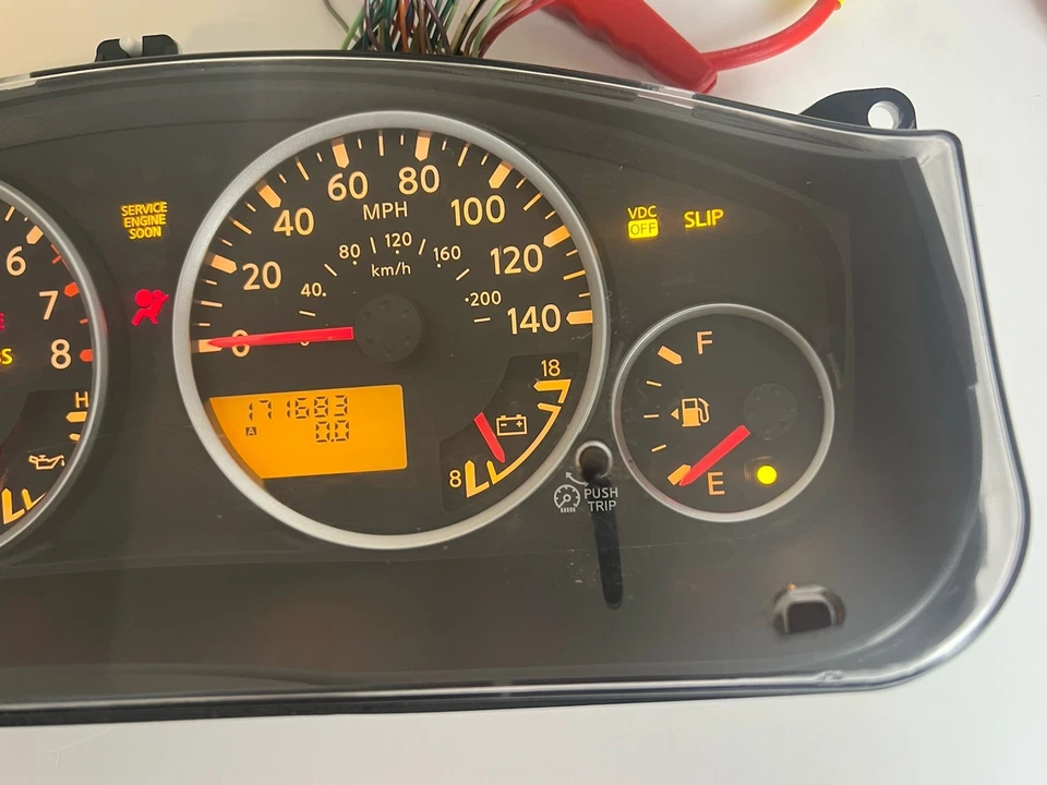 Nissan Pathfinder 2010 velocímetro cuadro de instrumentos panel indicadores 171683 millas Foto 4 de 4