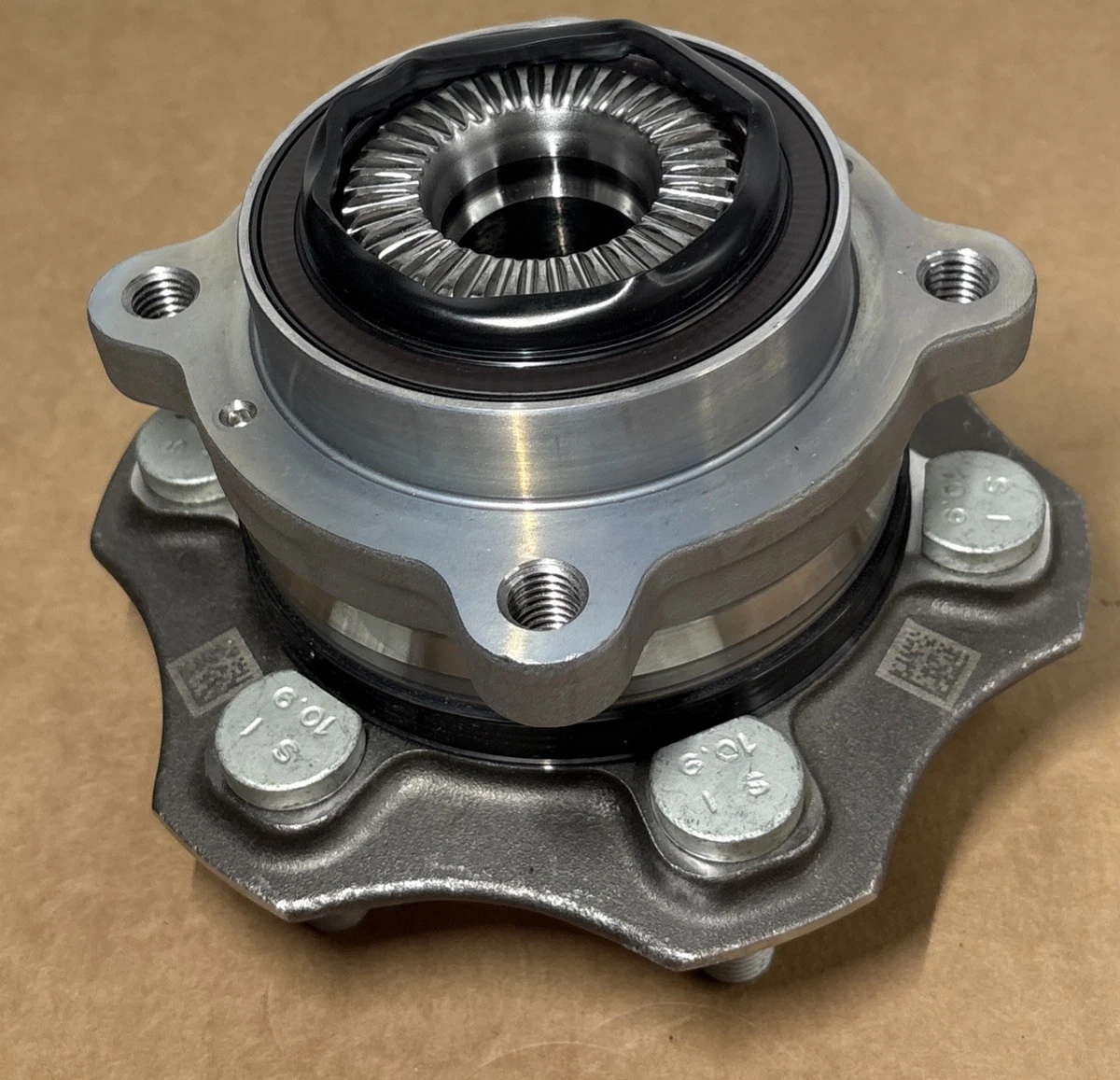 OEM Tesla Cybertruck Wheel Bearing Hub 1250171-00-D Front/Rear photo 3