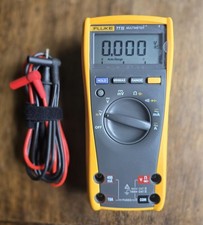 Fluke 77 IV 1000V Digital Multimeter