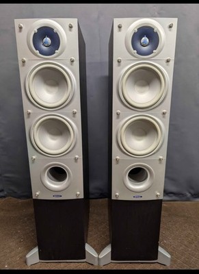 Energy Connoisseur C-5 Floorstanding Tower Speakers. Made In Canada 