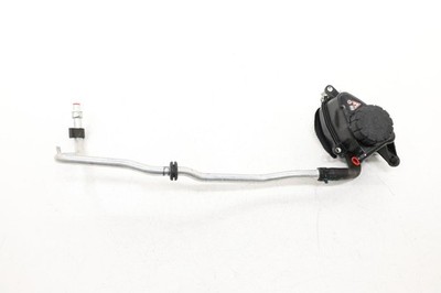 2015 - 2021 MERCEDES C300 C205 2.0L COOLANT EXPANSION RESERVOIR OEM A0005840807