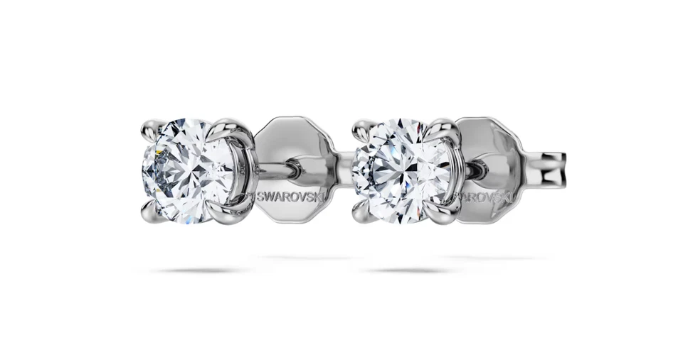 Pendientes de eternidad diamantes cultivados en laboratorio, forma redonda, plata de ley Foto 4 de 4