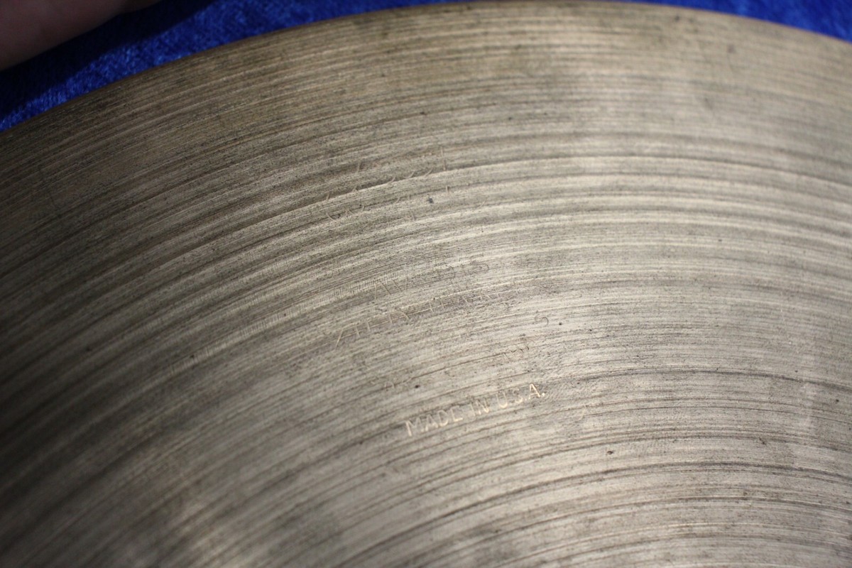 Vintage Zildjian Avedis 14 Vintage Zildjian Avedis 14