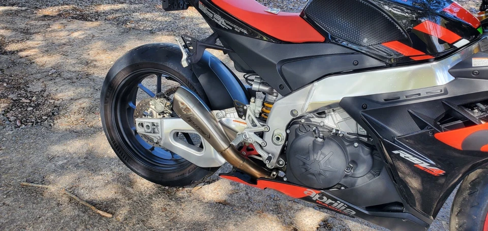 2021 + Aprilia 排气支架/衣架 — 第 4/4 张图片