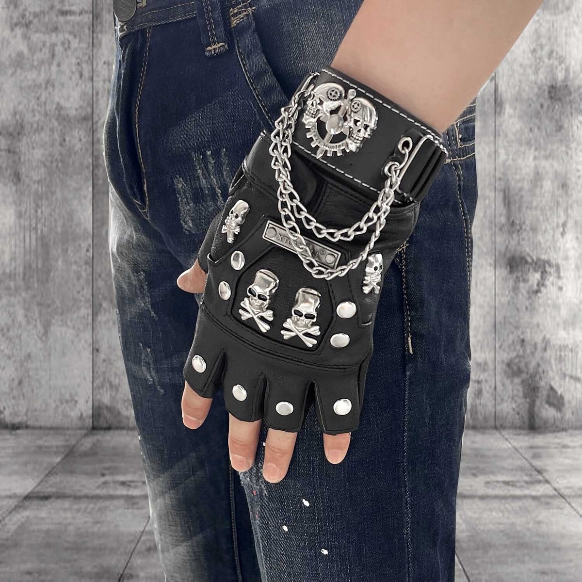 Men Women Uniesex Leather Gloves Metal Chain Cosplay Goth
