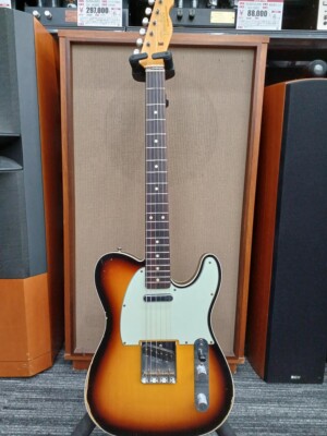 Fender Custom Shop 1962 Custom Telecaster Relic 3TS 3 Tone