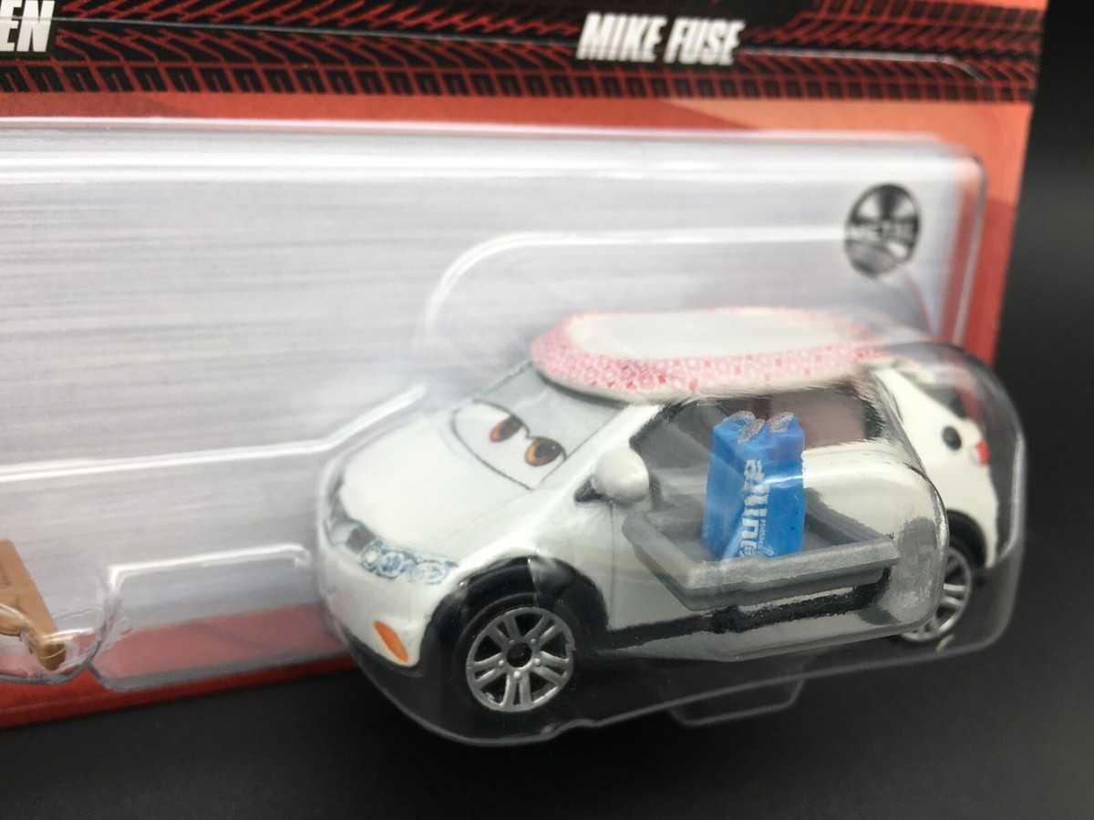 mike fuse ZEN MASTER PITTY カーズ ミニカー Disney Pixar Cars 2022 Zen Master Pitty and Mike Fuse 2 Pack Tokyo