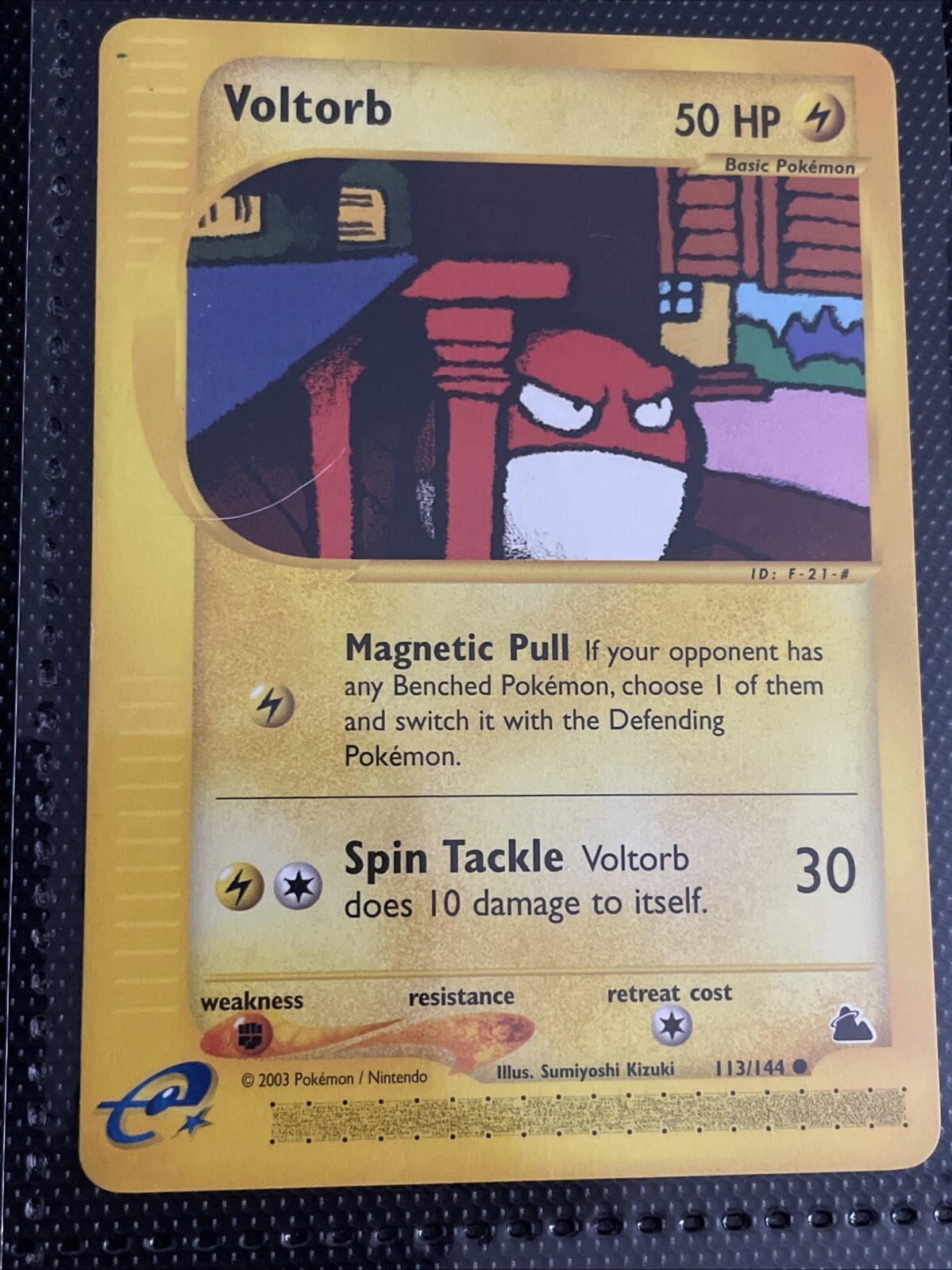 Voltorb 113/144 Skyridge Regular
