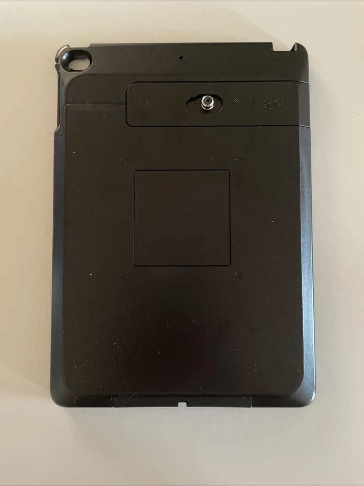 Kensington Secureback iPad Air 1 & 2 Enclosure Case - Premium Security Case - Image 2 of 4