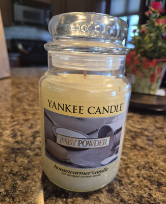 Discontinued Yankee Candle Baby Powder Scented White Jar Candle 22 oz Hard2find