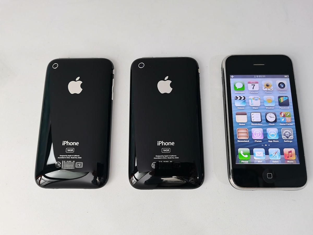 Apple iPhone 3nd 3GS - 16GB - black - iOS 3 - Classic original