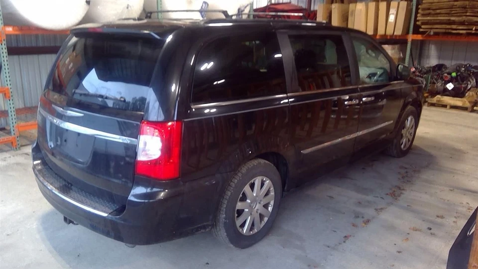 Used Speedometer Gauge fits: 2015 Chrysler Town & country cluster 120 MPH w/vehi - Image 4 of 4