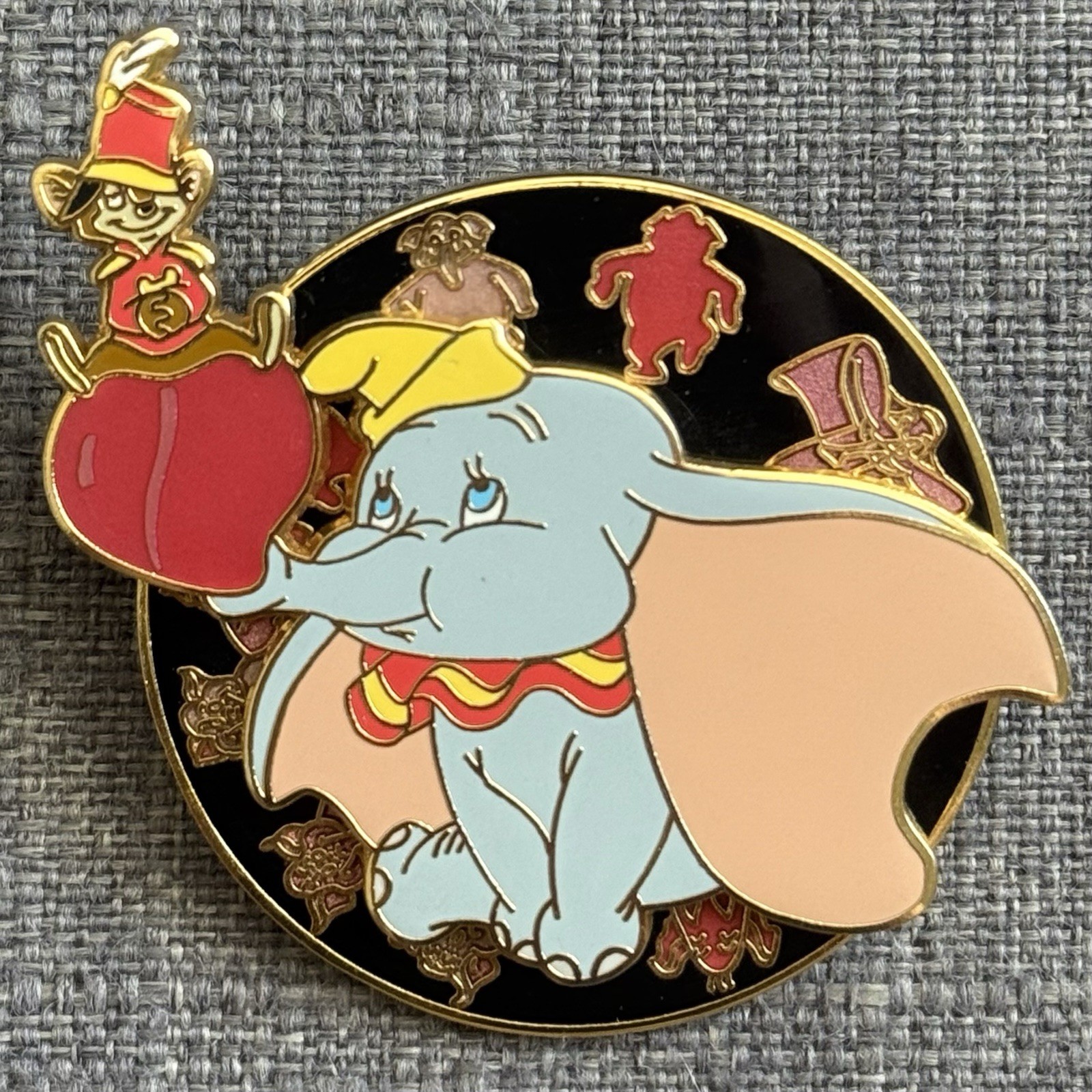 Disney Shopping Dumbo Timothy Mouse Spinner LE 250 Pin A3