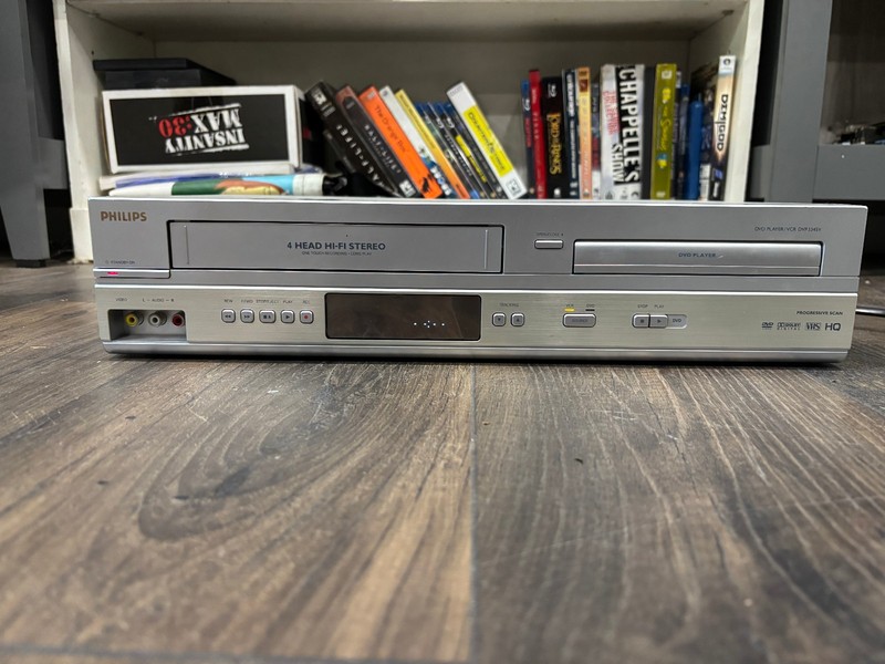 philips dvp3345v/17 dvd/vcr combo