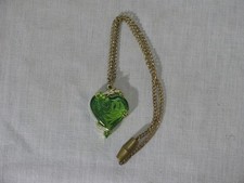 Disney Descendants Mal Heart Necklace/18" Gold Tone Chain, Green, 2015, Disguise