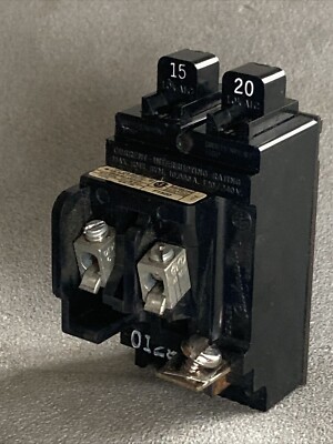 Bulldog Duplex Twin Tandem P1520 15 Amp 20 Amp 120 Volt 2x 1 Pole Pushmatic