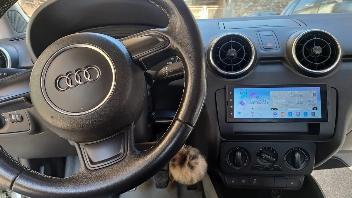 KUDA Console Porta Navigatore In Similpelle Per Audi A1 (dal 09/2010) – Nero – Supporto Integrato Per Cavi - 3