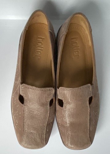 Ladies biege suede shoes by Hotter - UK size 4 - new but without the box