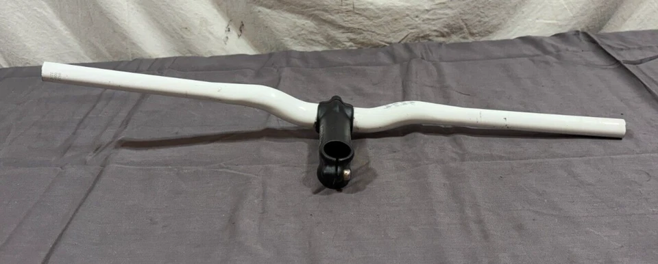 Barra elevadora de descenso Truvativ Hussefelt 665 mm de aluminio blanco 3T 110 Forgie XL potencia Foto 4 de 4