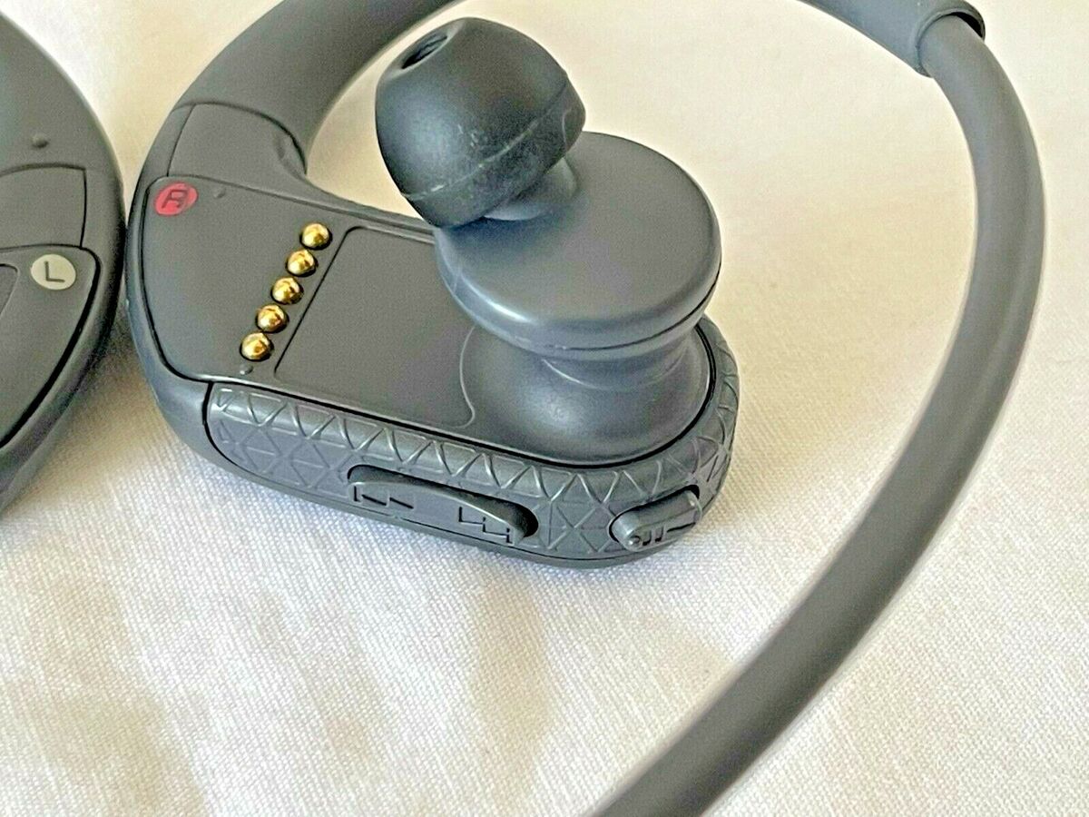 Sony NW-WS413 4GB Walkman Headphone Wearable Sports MP3 Sony NW-WS413 4GB Walkman Headphone Wearable Sports MP3