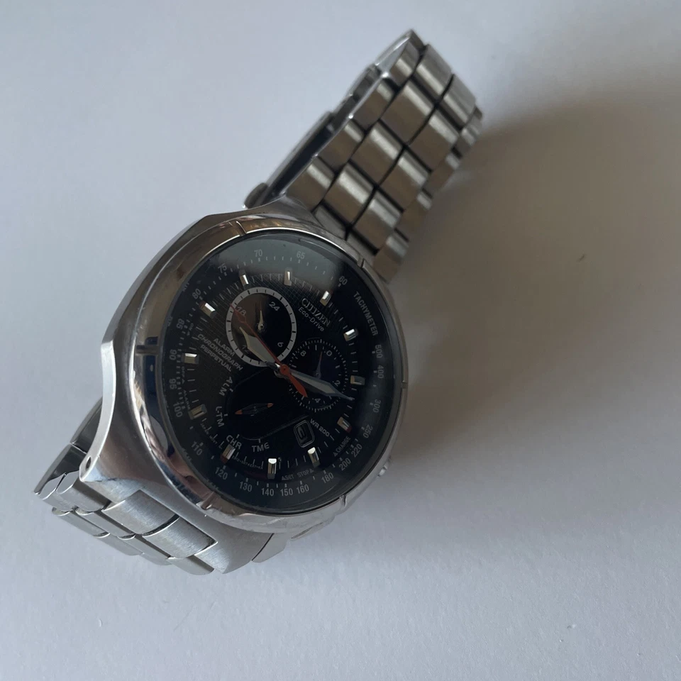 Reloj cronógrafo Citizen Eco-Drive para hombre Foto 4 de 4