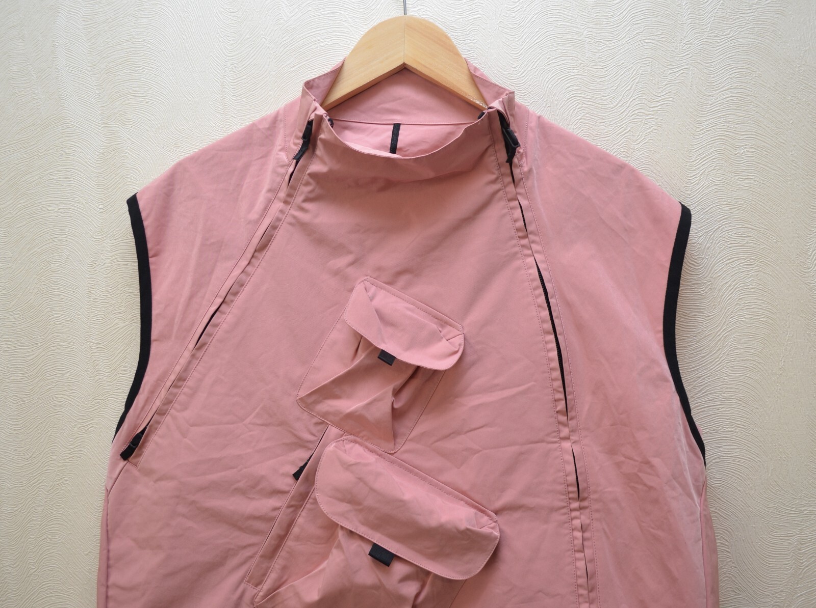 NIKE LAB AAE 2.0 VEST Pink Black Size XL RARE P2P 23'2" image 10