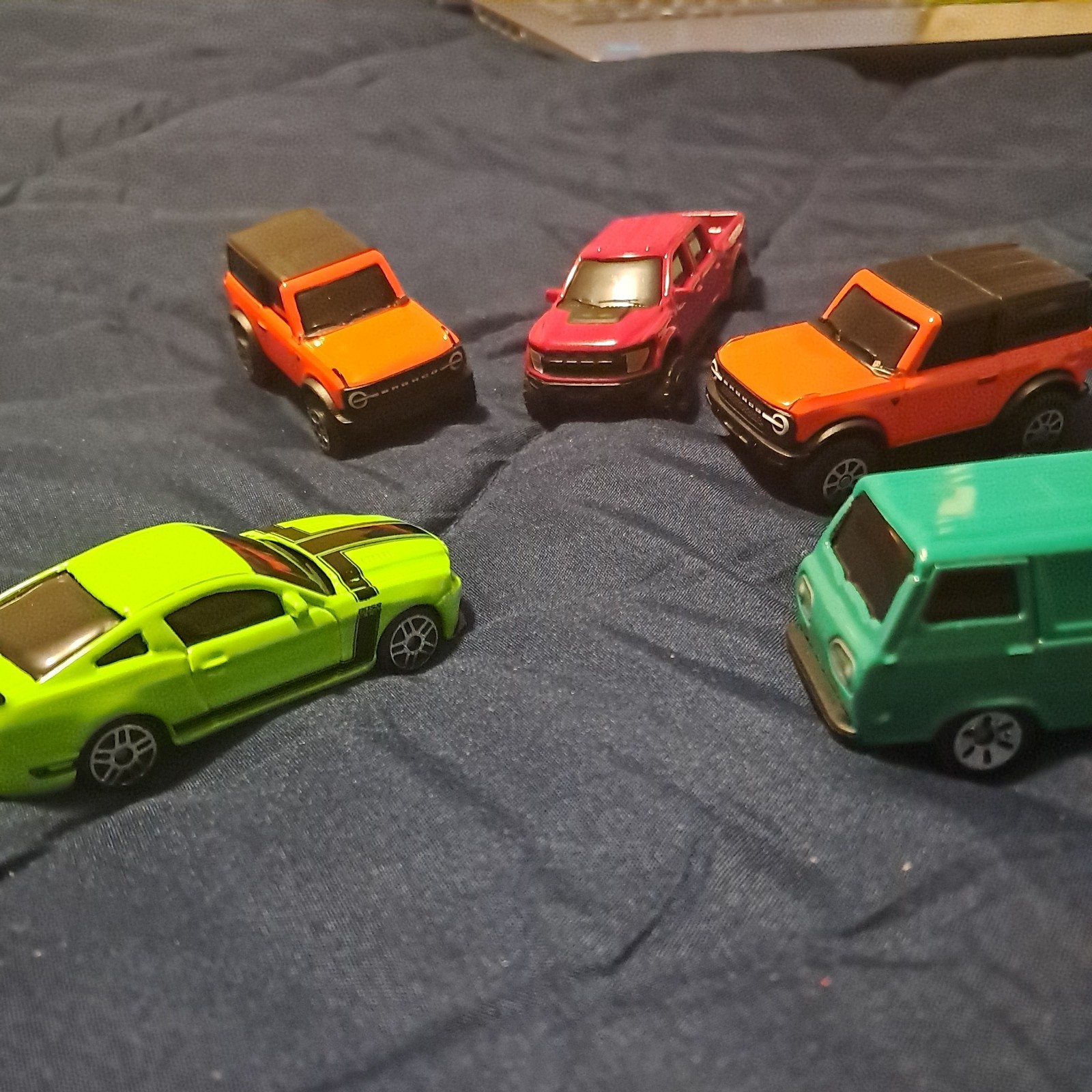 Picture 2 of 9