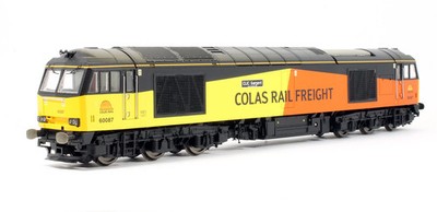 Hornby R3572 gebrauchte Class 60087 ''Clic Sargent'' Colas Rail Freight Diesellok