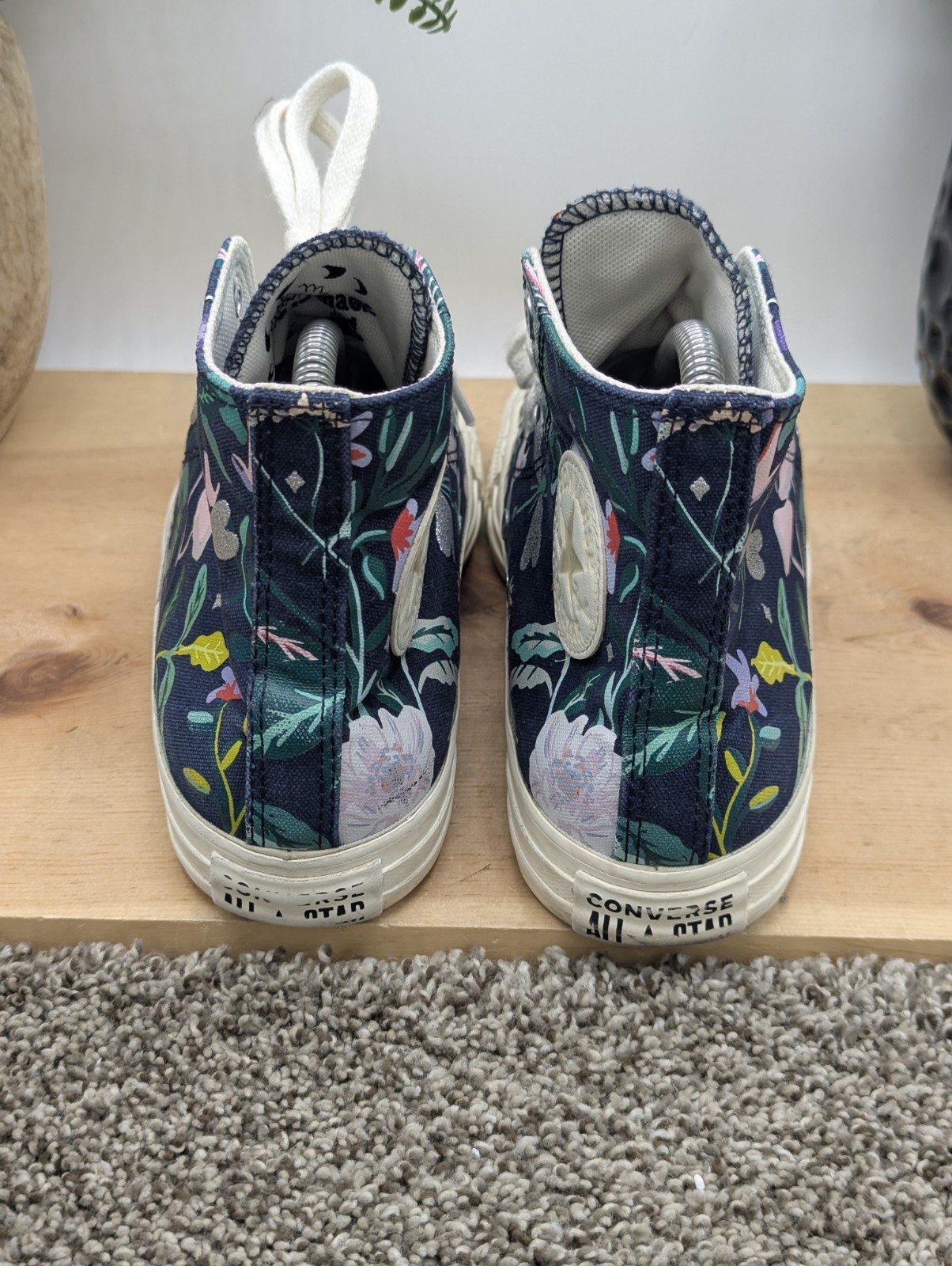 Converse CTAS High Mushroom And Flowers Women's Size 7 Shoes  Casual Comfort thumbnail 4